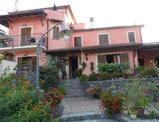 Exterior 2 B&B Laino