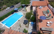 Swimming Pool 6 B&B Laino