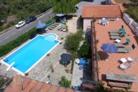 Swimming Pool B&B Laino