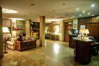 Lobby Hotel Ele Puente Romano