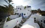 ภายนอกอาคาร 3 White Cave Villas