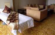 Kamar Tidur 3 Enjoying International Hotel