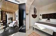 Bedroom 4 Boutique Hotel V...