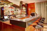 Quầy bar, cafe và phòng lounge Hotel Divinus