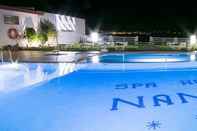 สระว่ายน้ำ Hotel Spa Nanin Playa