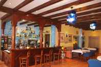 Bar, Cafe and Lounge El Curro Hotel Rural