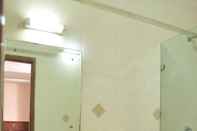 Toilet Kamar Hotel Legend International