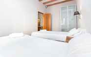 Bedroom 6 AinB Las Ramblas-Guardia Apartments