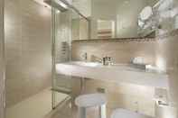 Toilet Kamar Doria Park Hotel