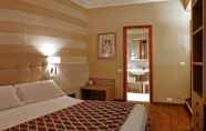 Bedroom 3 Lolli Palace Hotel Sanremo