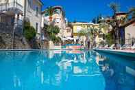Swimming Pool Villa Igea