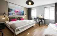 Kamar Tidur 4 Hotel Roses