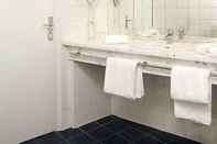 In-room Bathroom Ours Blanc - Place Victor Hugo