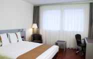 ห้องนอน 7 Holiday Inn Zurich - Messe, an IHG Hotel