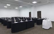 Functional Hall 7 Holiday Inn Express Guadalajara Iteso, an IHG Hotel