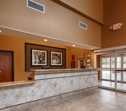 Lobby 2 Best Western Plus New Caney Inn & Suites