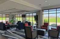 Lobby Comfort Suites Jackson-Cape Girardeau