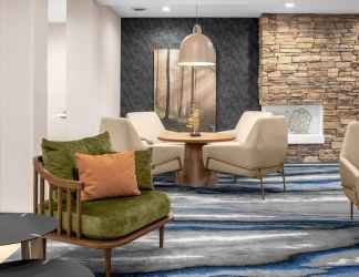 Lobi 2 Fairfield by Marriott Inn & Suites Columbus Hilliard