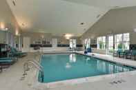 Swimming Pool Residence Inn Marriott Concord