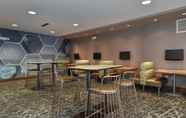 Functional Hall 7 SpringHill Suites by Marriott Columbia Downtown/The Vista