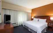 ห้องนอน 4 Courtyard by Marriott Atlanta Buford Mall of Georgia