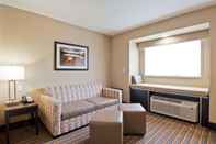 Common Space Best Western Plus Woodstock Inn & Suites