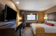 Others 3 Best Western Plus Woodstock Inn & Suites