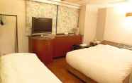 Bedroom 5 City Hotel N.U.T.S.