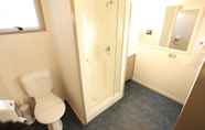 Toilet Kamar 4 Townhouse Motel