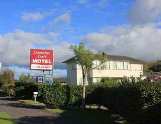 Exterior 2 Coronation Court Motel