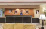 Lobby 3 La Quinta Inn & Suites by Wyndham Port Arthur