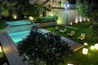 Swimming Pool Hotel Villa del Lauro