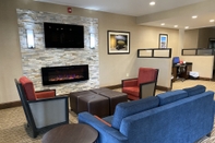 Lobby Comfort Suites Byron Warner Robins