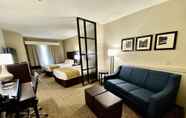 Phòng ngủ 7 Comfort Suites Byron Warner Robins