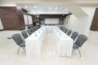 Functional Hall Hotel Le Grande - Mumbai International Airport