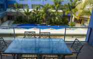 Swimming Pool 3 Emerald Hotel
