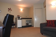 Ruang Umum Wine Country Motel Havelock North