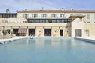 Swimming Pool Les Jardins de Saint Benoît