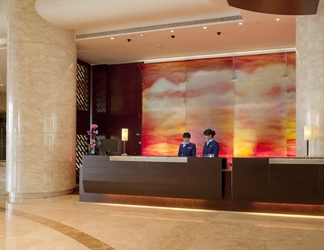 Lobby 2 Crowne Plaza Tianjin Binhai, an IHG Hotel