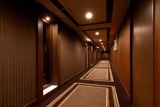 Lobi 4 Hiroshima Grand Intelligent Hotel