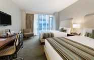 Bedroom 7 Coast Coal Harbour Vancouver Hotel by APA