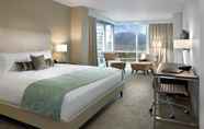 Bedroom 2 Coast Coal Harbour Vancouver Hotel by APA