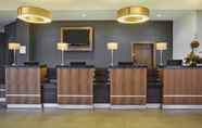 Lobby 4 Leonardo Hotel Swindon - Formerly Jurys Inn