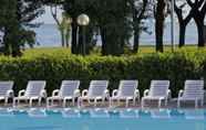 Swimming Pool 2 Villaggio Turistico Lugana Marina