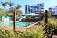 Swimming Pool Broadwater Keys