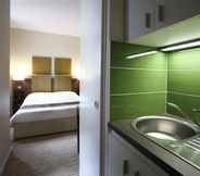 Bedroom 4 Kyriad Chambéry Centre - Curial