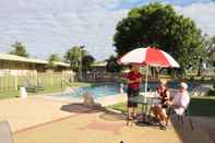 Swimming Pool Lily Lagoon Resort