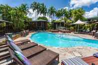 Swimming Pool Palms City Resort