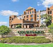 Exterior 2 Courtyard by Marriott San Antonio SeaWorld - Westover Hills