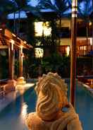 SWIMMING_POOL Hibiscus Resort & Spa